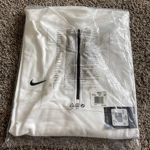 Mens quarter zip. Nike, size 3XL.long sleeve
